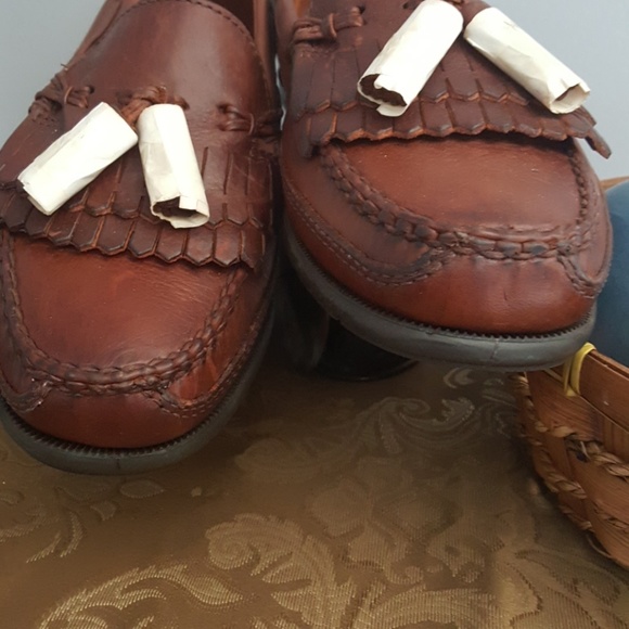 NWOB Genuine Leather Handcrafted Loafers - Picture 4 of 7